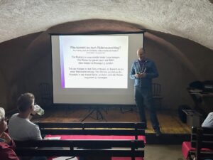 Mehr über den Artikel erfahren In den jahrtausendalten Mauern des Achaziums
